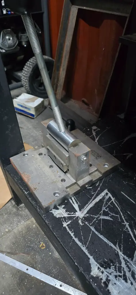 GOZNE PONCHADORA DOBLE MANUAL