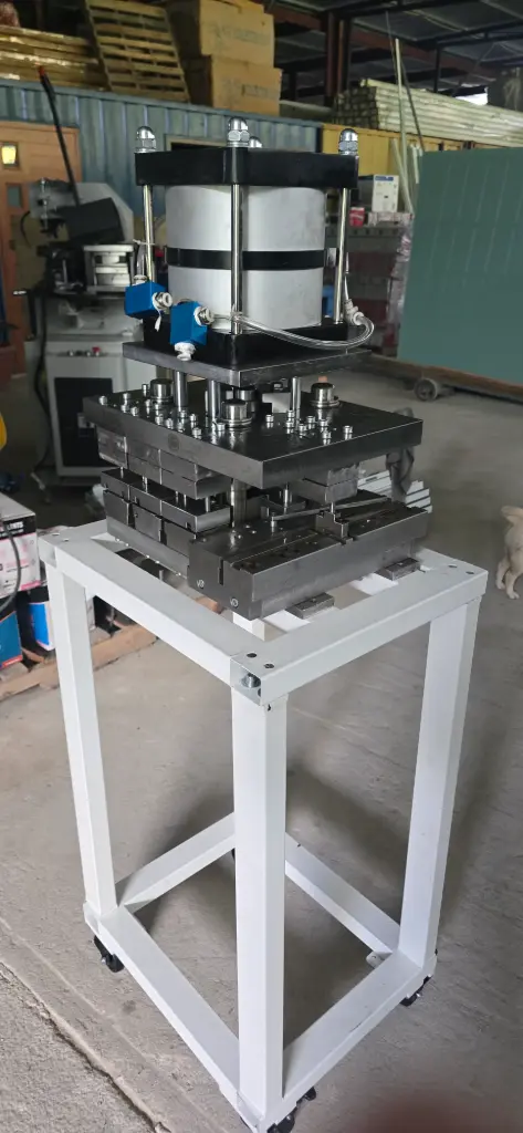 5 EN 1 PONCHADORA NEUMATICA