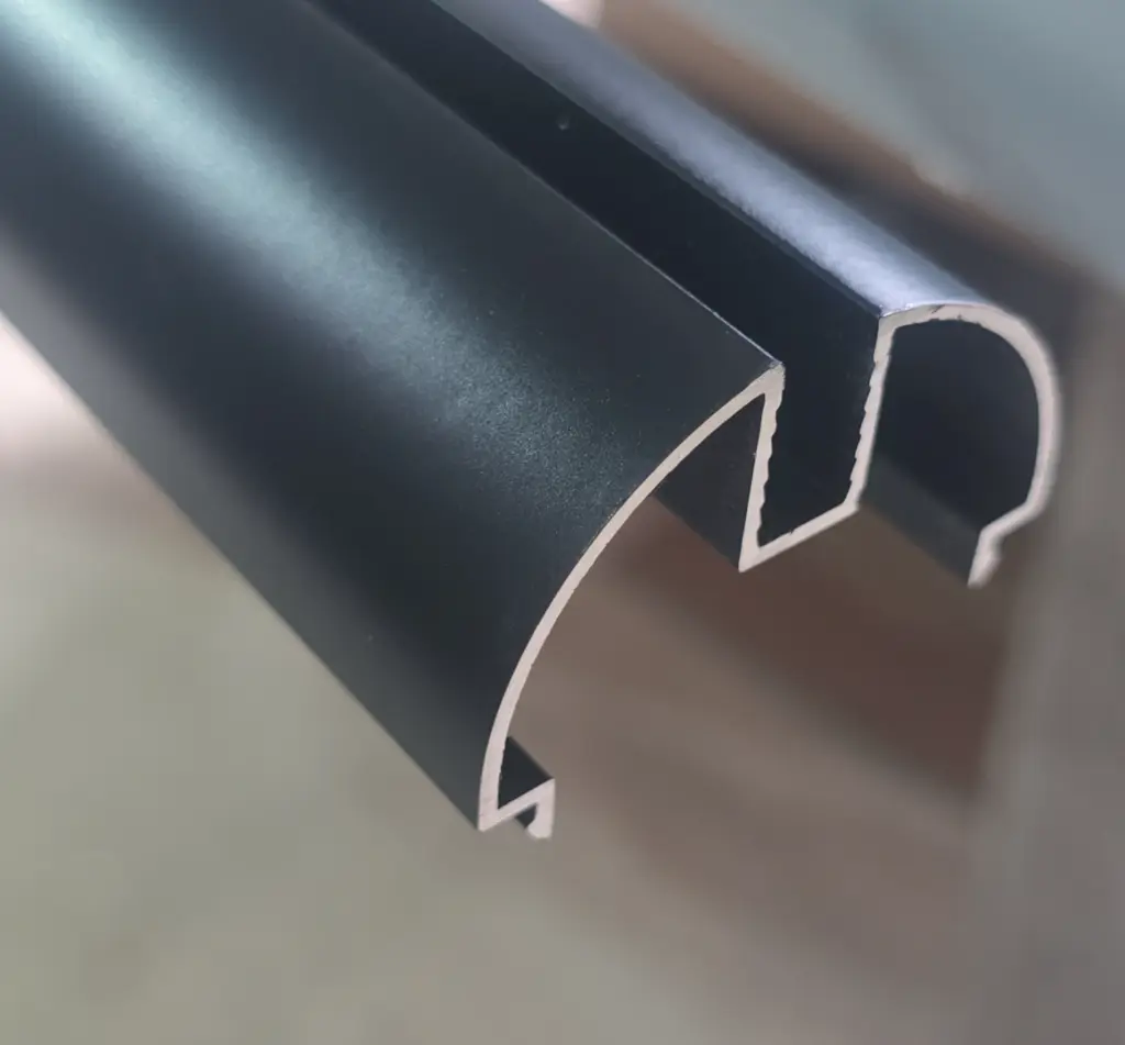 NEGRO-Curvo Heavy 19' (KINGTOM)con Plastiquito