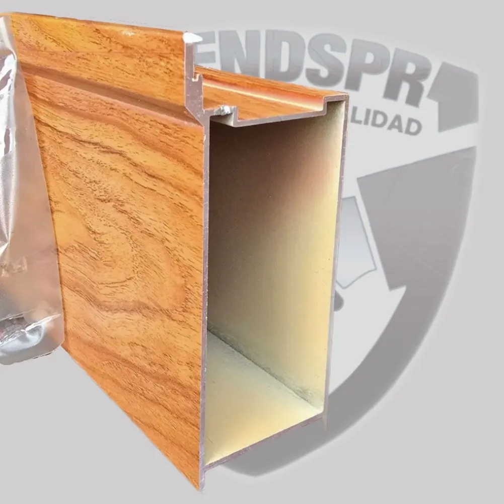 MADERA ROBLE-Marco Interior ASTRAGAL Heavy 16'  VIETNAM (copia)