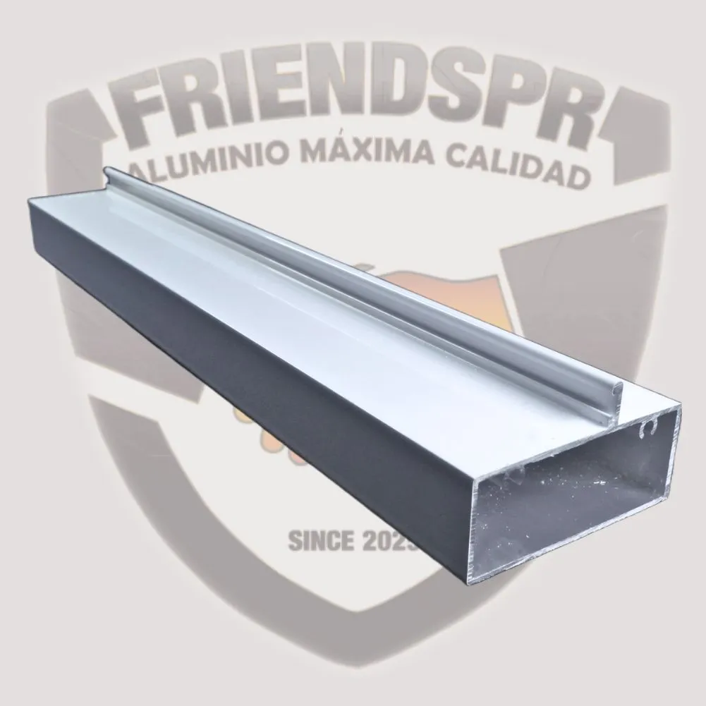 BLANCO - Marco Pared Light 19’-8"  (MALASIA)