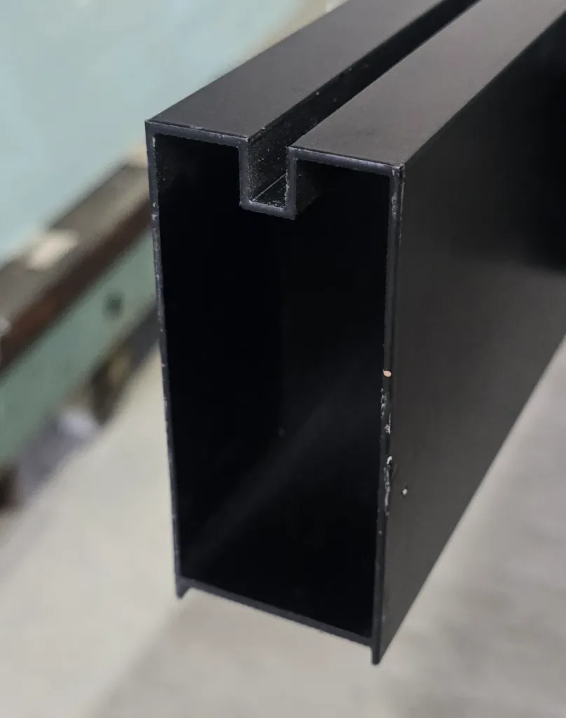 NEGRO - INTERIOR ADAPTER INTEGRADO