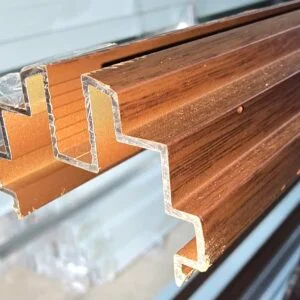 MADERA NOGAL- GLASS ADAPTER ESCALONADO 19' (VIETNAM)