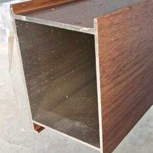 (MALASIA) MADERA NOGAL- MARCO INTERIOR CASEMENT 19'-8"